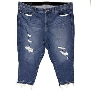 Torrid Sky High Skinny Crop Premium Denim Distressed Jeans Medium Wash size 26